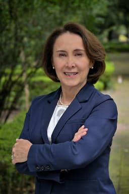 Claudia Ávila Connelly